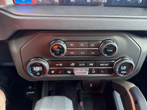 New 2026 Ford Bronco Badlands AWD/4WD image 24