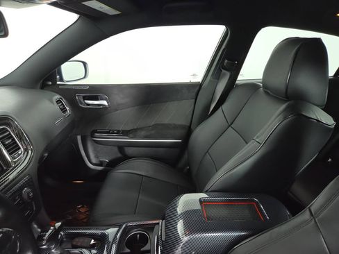 Used 2018 Dodge Charger R/T Scat Pack RWD image 15