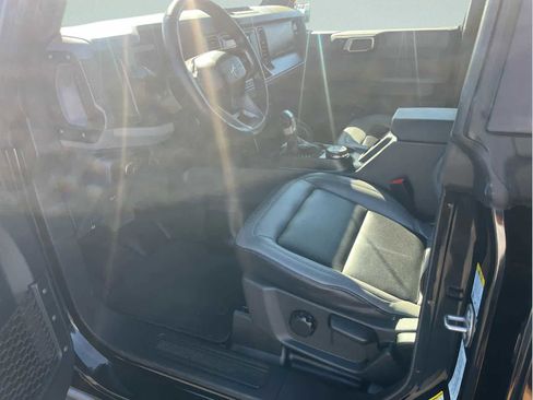 Used 2023 Ford Bronco Big Bend w/ Sasquatch Package image 30