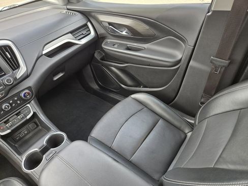 Used 2023 GMC Terrain SLT w/ Tech Package AWD/4WD image 42