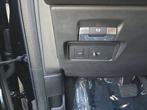 Used 2021 Land Rover Discovery Sport S image 26