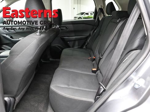 Used 2024 Nissan Rogue S AWD/4WD image 22