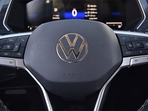 Certified 2024 Volkswagen Tiguan S image 18