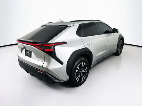 Used 2024 Toyota bZ4X AWD image 9