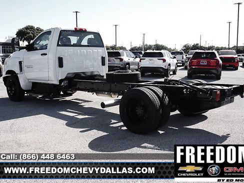 New 2023 Ford F150 LT image 5