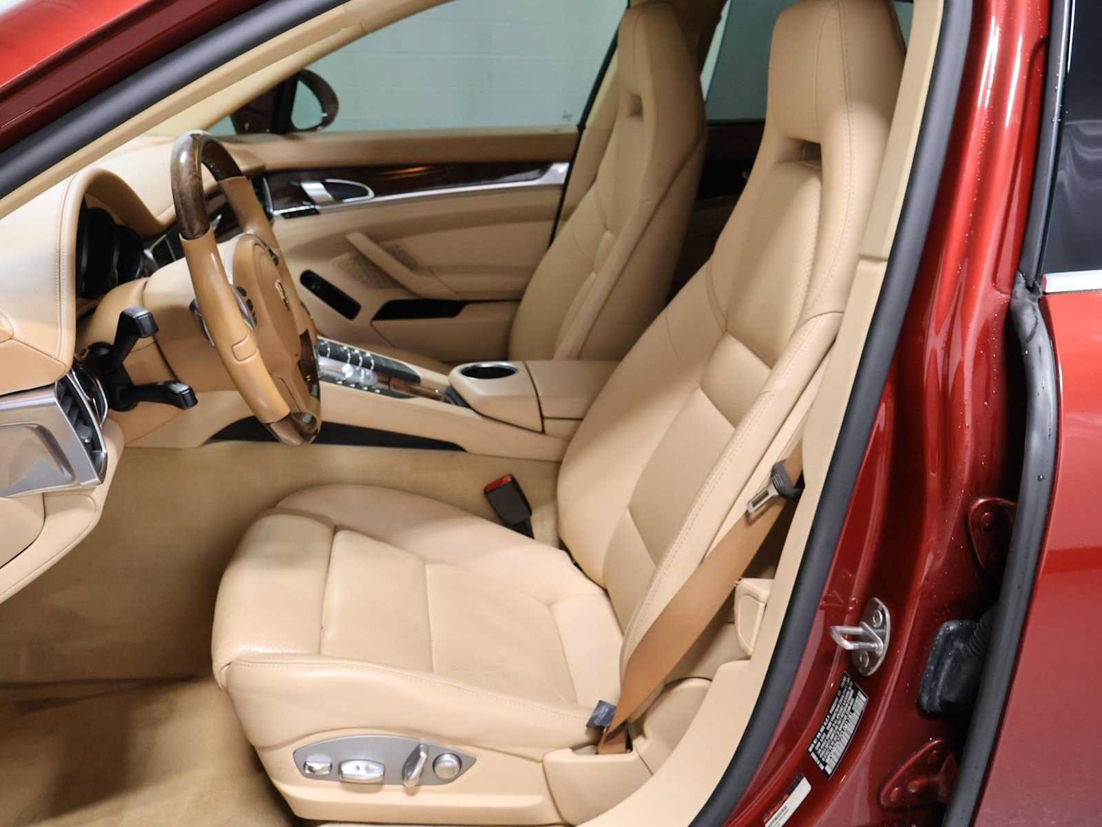 Used 2012 Porsche Panamera S RWD image 5