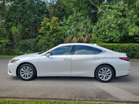Used 2019 Lexus ES 350 w/ Accessory Package 2 FWD image 11