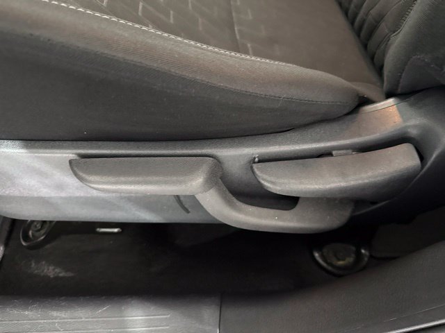 Used 2023 Nissan Kicks SV FWD image 19