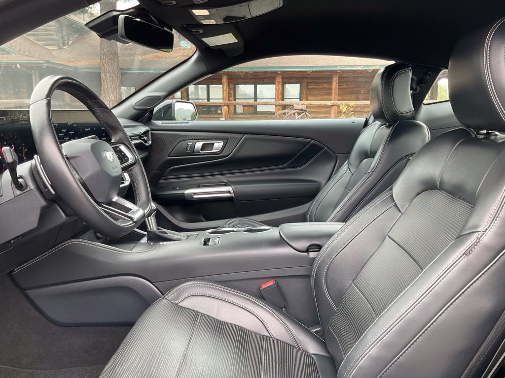 Used 2025 Ford Mustang GT Premium RWD image 31