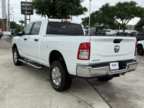 Used 2024 RAM 2500 Big Horn AWD/4WD image 7