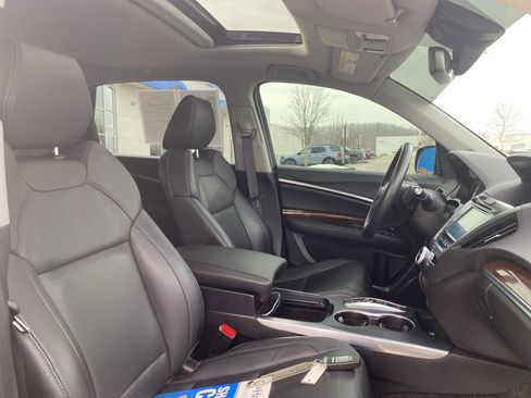 Used 2020 Acura MDX SH-AWD image 11