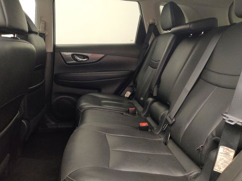 Used 2016 Nissan Rogue SL w/ SL Premium Package AWD/4WD image 18