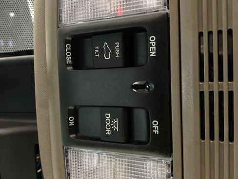 Used 2022 Honda Pilot Special Edition image 28