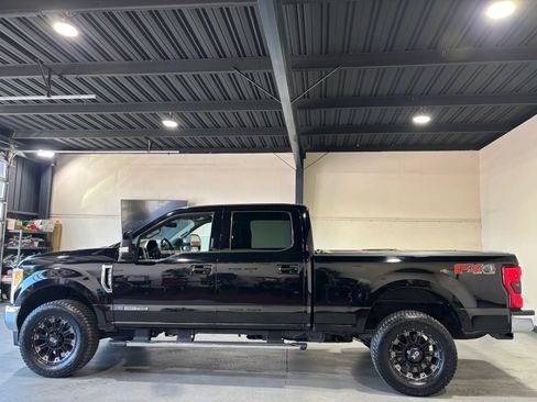 Used 2017 Ford F250 Lariat w/ Lariat Value Package AWD/4WD image 5