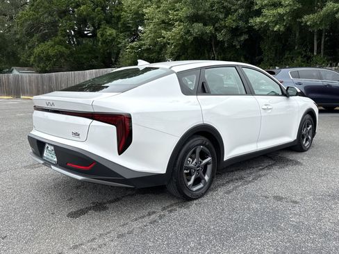 Used 2025 Kia K4 FWD image 5
