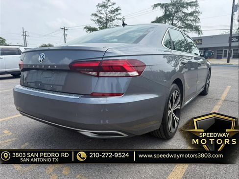 Used 2021 Volkswagen Passat 2.0T SE FWD image 7