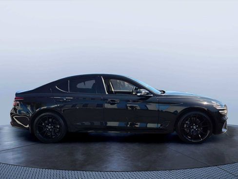 Used 2023 Genesis G70 2.0T RWD image 6