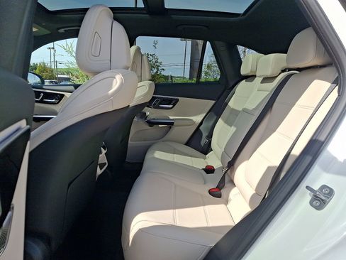 New 2026 Mercedes-Benz GLC 300 4MATIC image 6