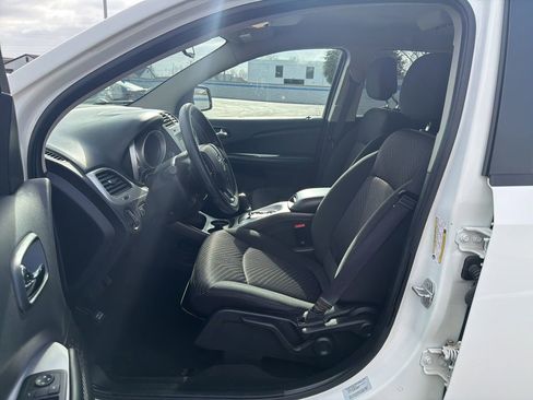 Used 2016 Dodge Journey SXT image 17