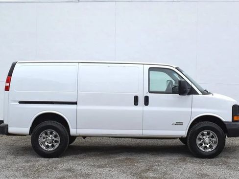 Used 2006 Chevrolet Express 3500 RWD image 6