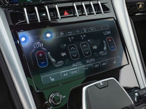 Used 2022 Lamborghini Urus image 30