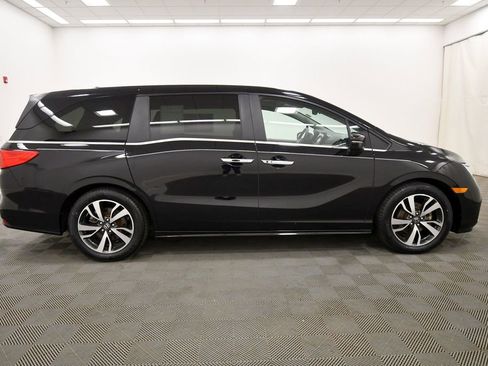 Certified 2024 Honda Odyssey Touring image 9