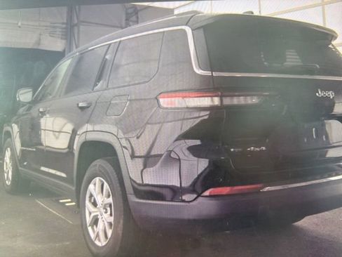 Used 2021 Jeep Grand Cherokee L Limited image 12