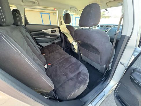 Used 2016 Nissan Murano SV image 12