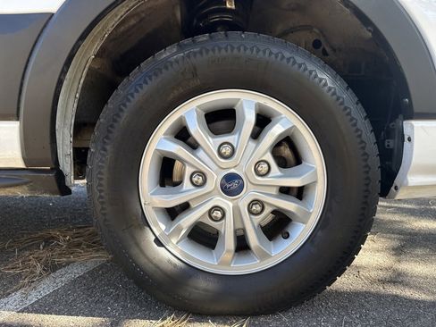 Certified 2021 Ford Transit 350 XLT image 30