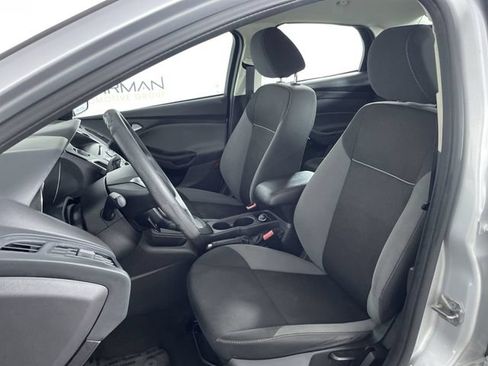 Used 2013 Ford Focus SE FWD image 18