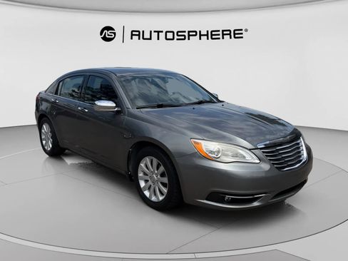 Used 2013 Chrysler 200 Limited FWD image 12
