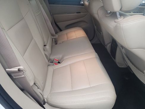 Used 2018 Jeep Grand Cherokee Laredo image 19