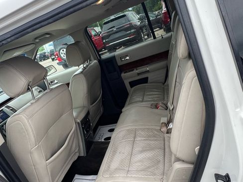 Used 2011 Ford Flex Limited image 11