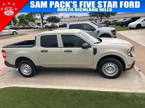 Used 2025 Ford Maverick XL w/ Equipment Group 102A image 4