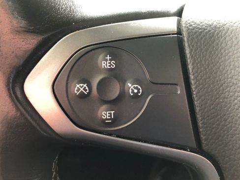 Used 2018 Chevrolet Silverado 1500 LTZ w/ Sport Package image 33