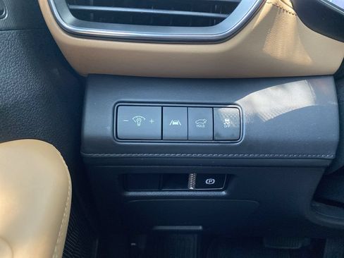 Used 2023 Hyundai Santa Fe Calligraphy AWD/4WD image 19