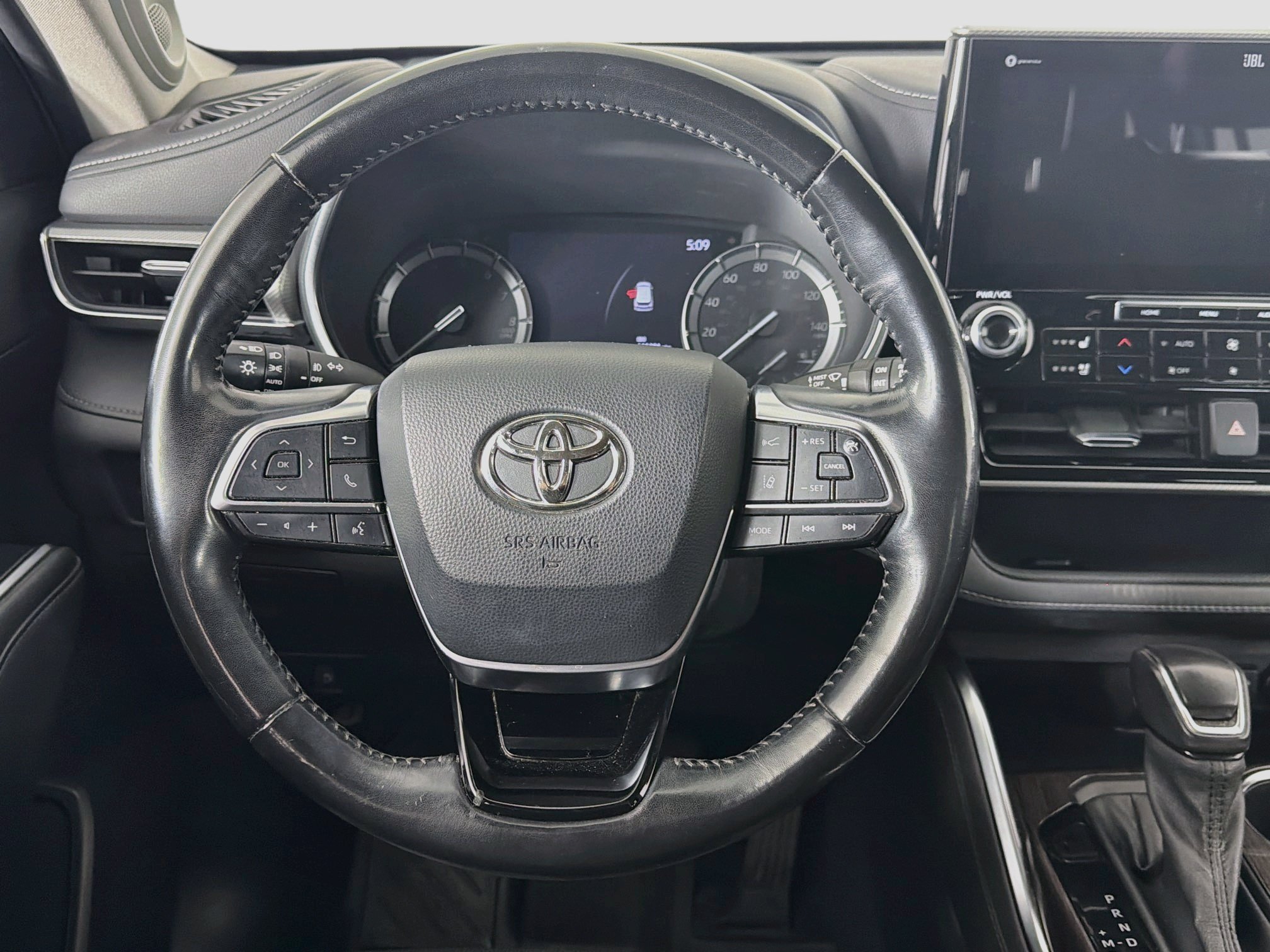 Used 2021 Toyota Highlander Platinum AWD/4WD image 18