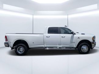Used 2022 RAM 3500 Big Horn AWD/4WD video 2
