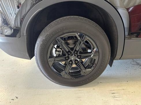 Used 2023 Chevrolet Blazer LT w/ Midnight/Sport Edition FWD image 46
