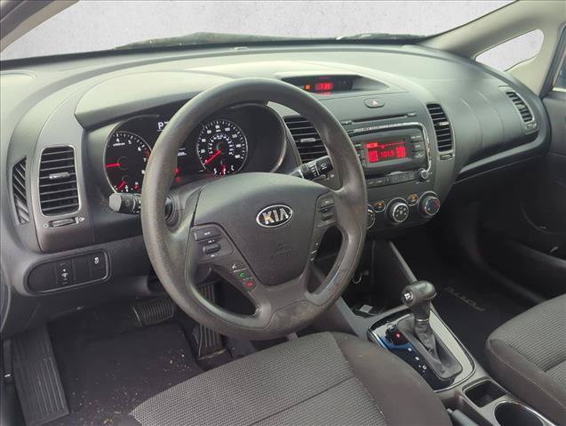 Used 2017 Kia Forte LX FWD image 10