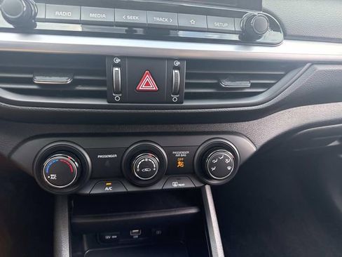 Used 2024 Kia Forte LXS FWD image 21