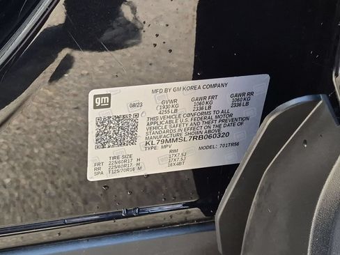 Used 2024 Chevrolet TrailBlazer LS FWD image 30
