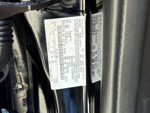 Used 2018 Ford Focus SE FWD image 29