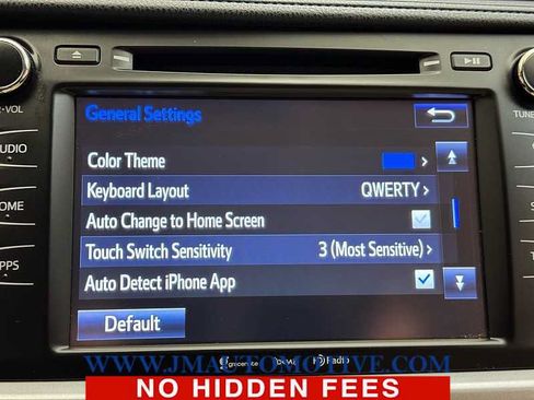 Used 2017 Toyota Highlander Plus AWD/4WD image 30