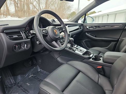 New 2026 Porsche Macan S image 9