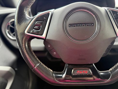 Used 2021 Chevrolet Camaro SS RWD image 26