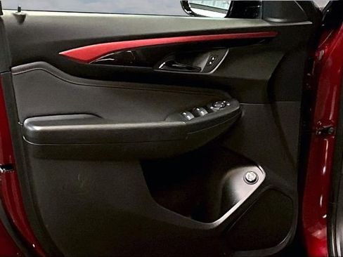 Used 2025 Chevrolet TrailBlazer RS w/ Convenience Package image 20