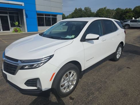 Used 2024 Chevrolet Equinox LT AWD/4WD image 3