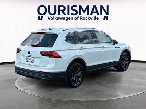 Used 2023 Volkswagen Tiguan SE FWD image 6