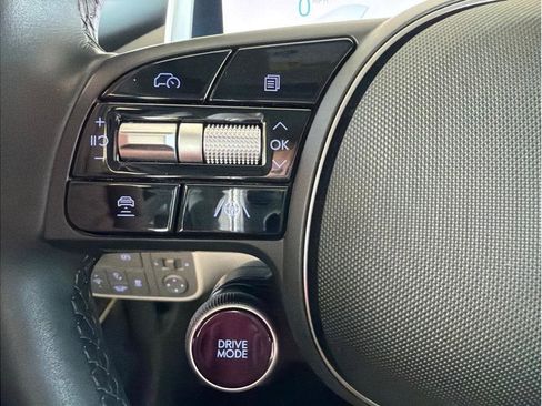 Used 2023 Hyundai Ioniq 6 SEL image 17